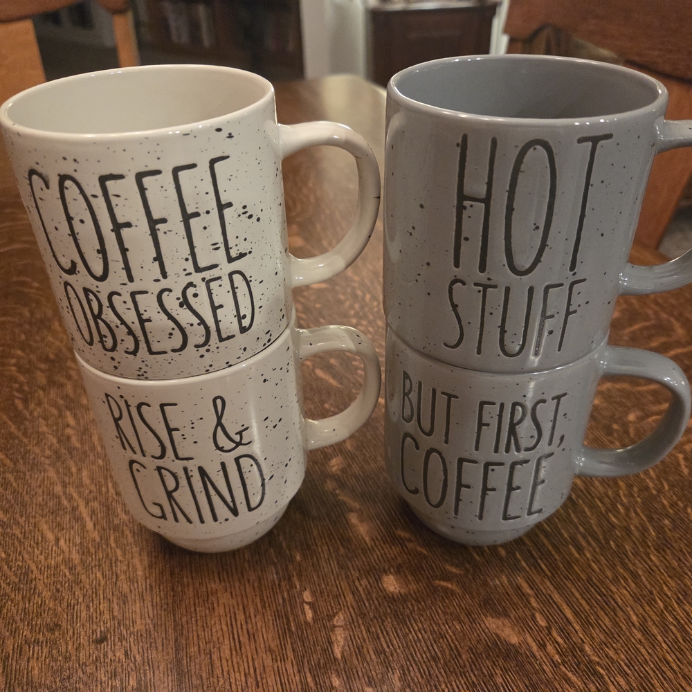Rare Coffee Lovers' Gray and Cream Speckled Stackable Coffee Mug/Cup Set (4)